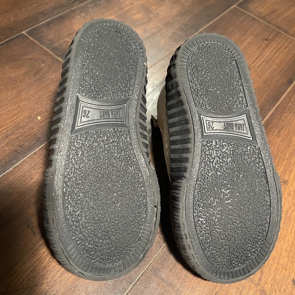 Zara girls Mickey and Minnie sneakers - Picture 5 of 6